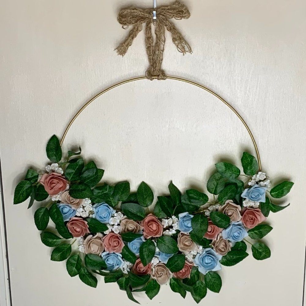 Beautiful Springtime Floral Wreath - Picture 6 of 7